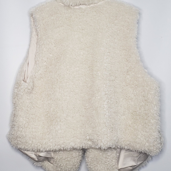 New Torrid Sherpa Style Drape Vest 3X Sleeveless Polyester - Picture 3 of 13